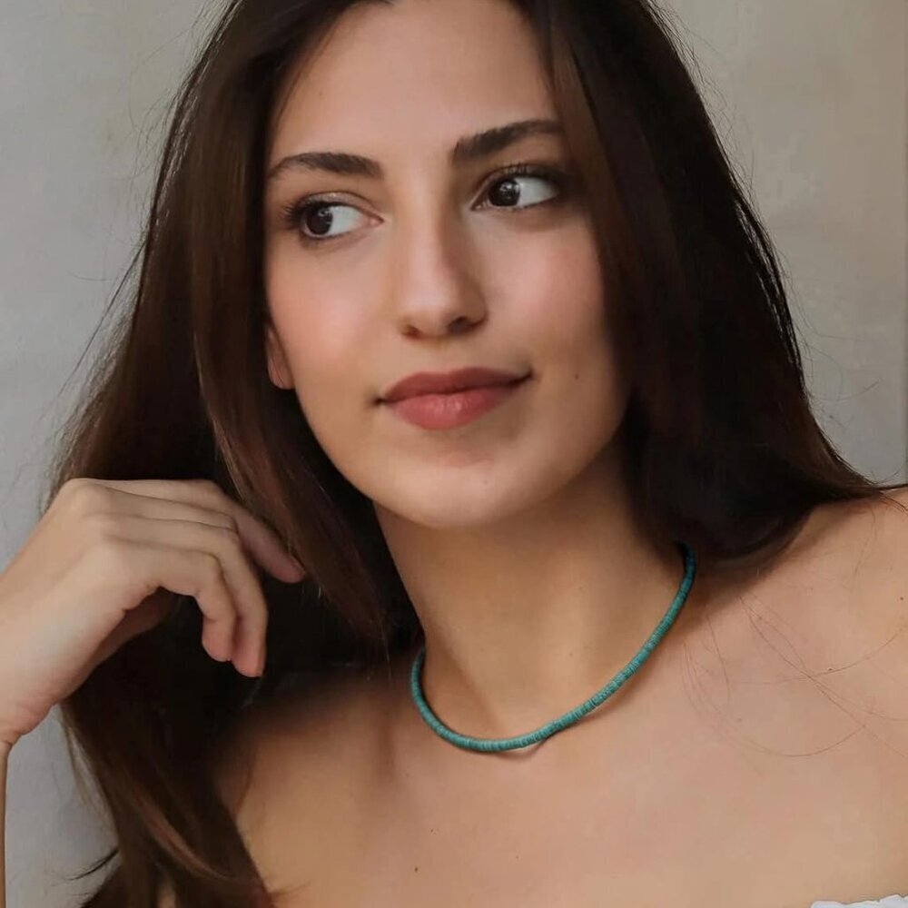 Stunning Turquoise Clay Seed Bead Choker Necklace - Perfect for Layering - Picture 6 of 7